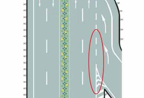 出口标线   b,道路入口减速线   c,道路入口标线   d,可跨越式分道线